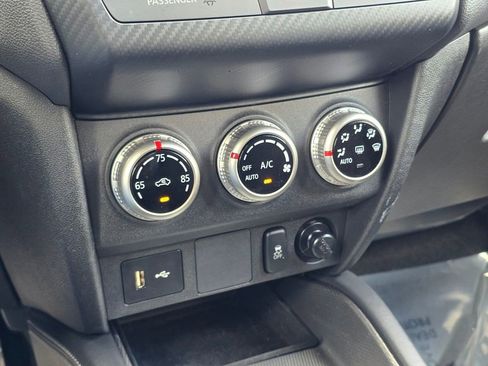 Used 2025 Mitsubishi Outlander Sport SE AWD/4WD image 28