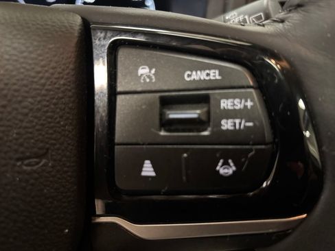Used 2025 Honda Odyssey EX-L image 18