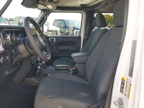 Used 2024 Jeep Wrangler Sport image 11