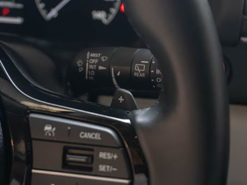 Used 2024 Honda Pilot EX-L image 36