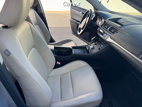 Used 2012 Lexus CT 200h image 16