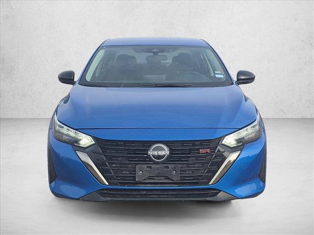 Used 2025 Nissan Sentra SR FWD image 2