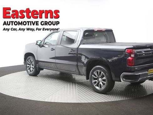 Used 2022 Chevrolet Silverado 1500 LT AWD/4WD image 67