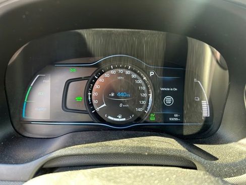 Used 2017 Hyundai Ioniq Limited FWD image 3
