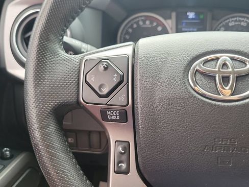 Certified 2022 Toyota Tacoma SR5 RWD image 20