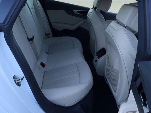 Used 2023 Audi A5 2.0T Premium image 16