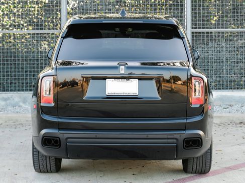 Used 2021 Rolls-Royce Cullinan image 8