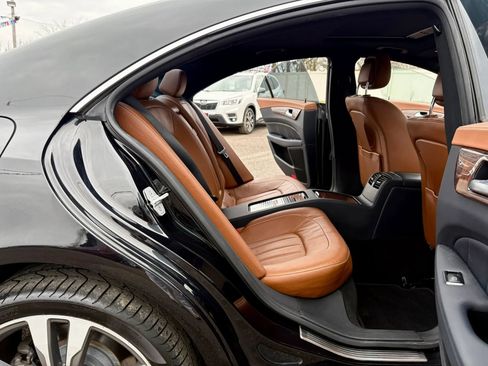 Used 2015 Mercedes-Benz CLS 550 CLS 550 4MATIC Coupe 4D image 18