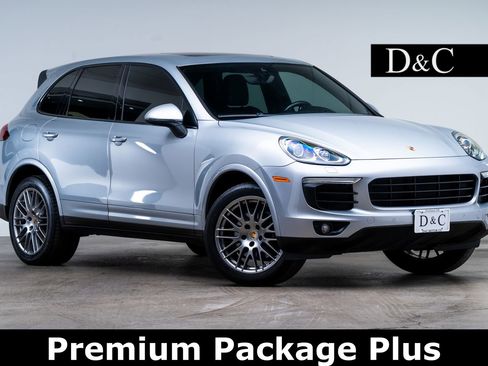 Used 2017 Porsche Cayenne Platinum Edition AWD/4WD image 1