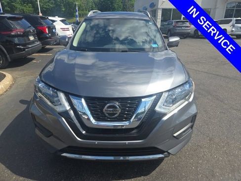 Used 2019 Nissan Rogue SV w/ Sun & Sound Touring Package AWD/4WD image 2