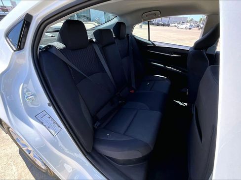 Used 2025 Toyota Camry LE image 19