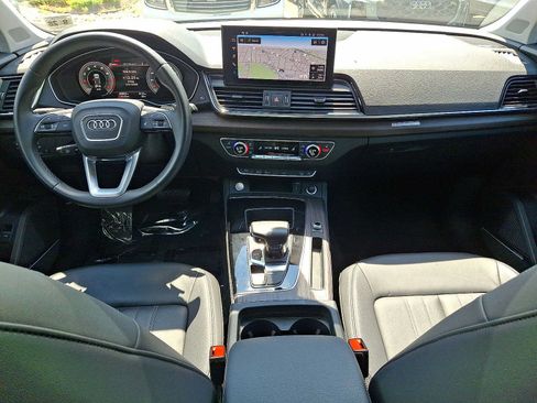 Used 2023 Audi Q5 2.0T Premium Plus w/ Premium Plus Package AWD/4WD image 10