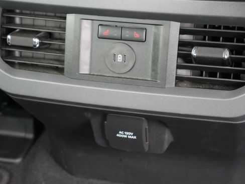 Certified 2025 Ford F450 Lariat image 35