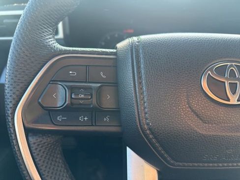 Used 2024 Toyota Tacoma TRD Sport image 13