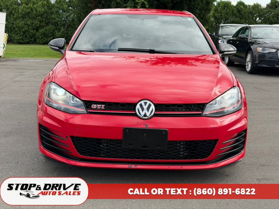 Used 2017 Volkswagen GTI SE FWD image 2