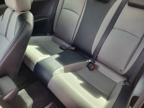 Used 2017 Honda Civic Touring image 29