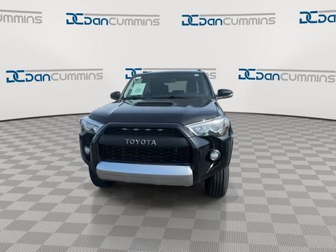 Used 2019 Toyota 4Runner TRD Off-Road Premium AWD/4WD image 3