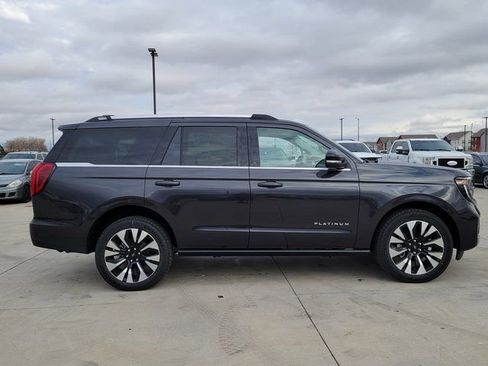 New 2025 Ford Expedition Platinum w/ Platinum Ultimate Package image 2