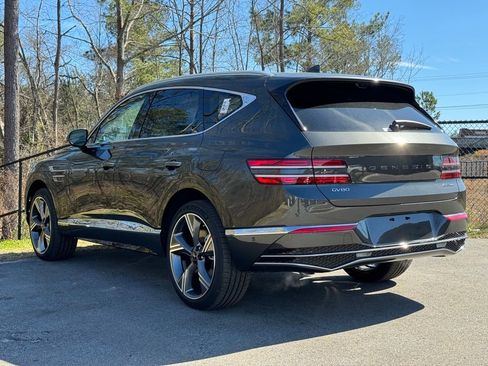 Used 2025 Genesis GV80 3.5T Prestige AWD/4WD image 11