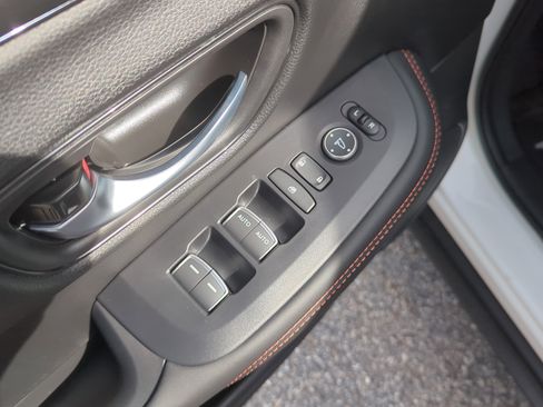 New 2026 Honda HR-V Sport image 17