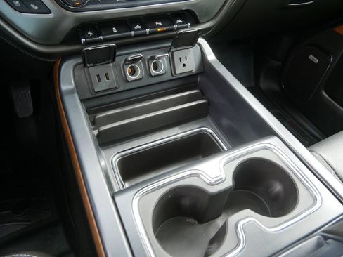 Used 2018 Chevrolet Silverado 1500 LTZ w/ Sport Package image 29