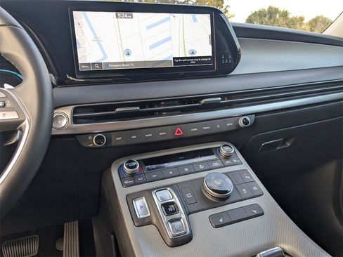 Used 2025 Hyundai Palisade SEL image 20