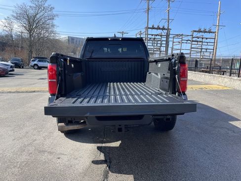 Certified 2025 Toyota Tacoma TRD Sport w/ TRD Sport Upgrade Package image 13