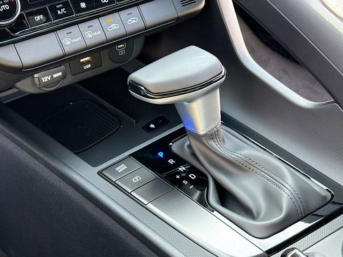 New 2026 Hyundai Elantra Sport FWD image 11