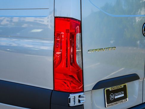 New 2025 Mercedes-Benz Sprinter 2500 image 11