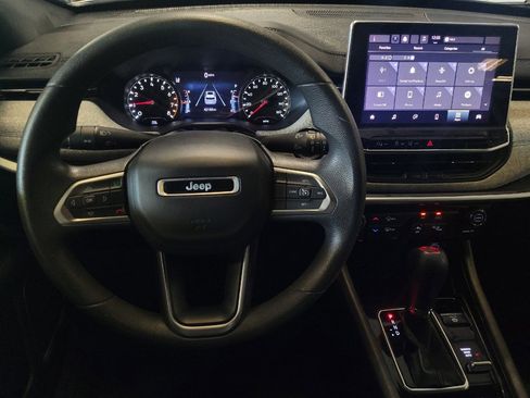 Used 2023 Jeep Compass Sport AWD/4WD image 22