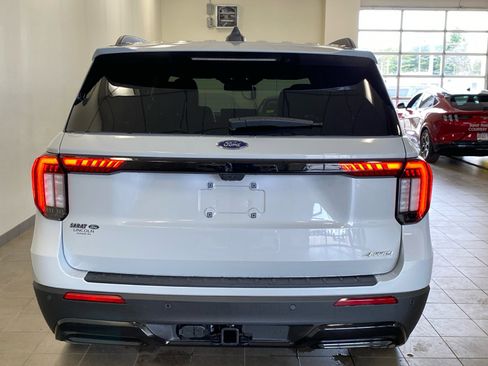 New 2026 Ford Explorer ST-Line image 13