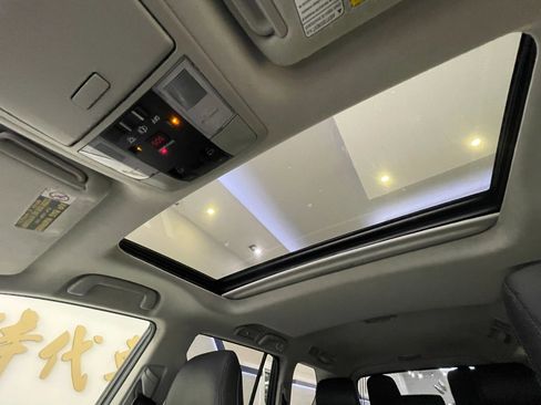 Used 2015 Lexus GX 460 w/ Premium Package image 16