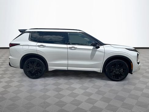 New 2026 Mitsubishi Outlander SEL FWD image 4