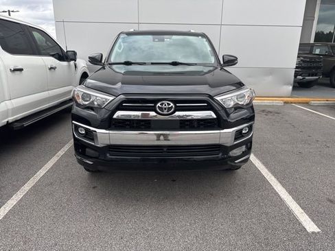 Used 2022 Toyota 4Runner Limited image 10
