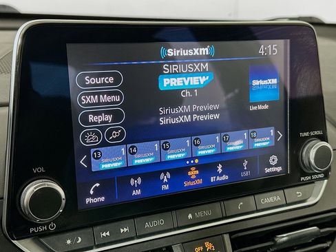 Used 2024 Nissan Altima 2.5 SV image 19