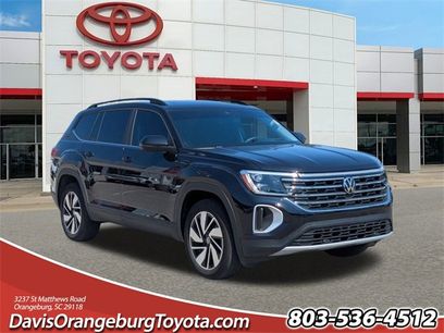 Used 2024 Volkswagen Atlas SE w/ Panoramic Sunroof Package