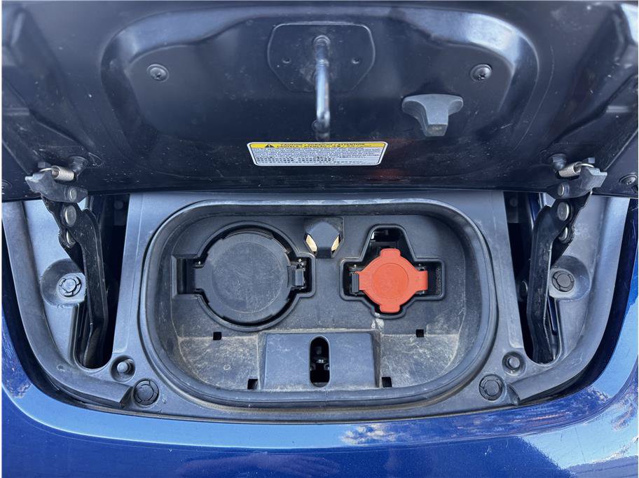 Used 2018 Nissan Leaf SL w/ SL Technology Package FWD image 28