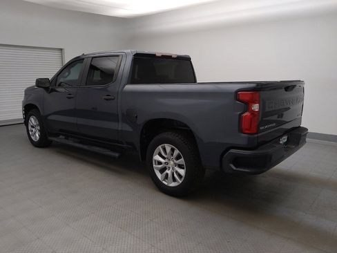 Used 2020 Chevrolet Silverado 1500 Custom w/ Custom Convenience Package RWD image 3