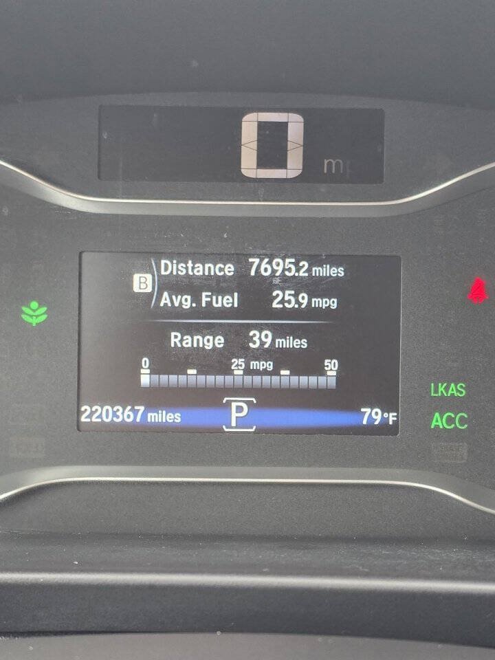 Used 2017 Honda Pilot Touring image 14