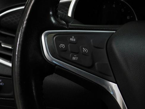 Used 2018 Chevrolet Malibu LT image 42