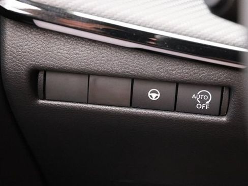 Certified 2025 Nissan Kicks SR FWD image 20