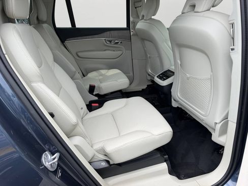 Certified 2024 Volvo XC90 B6 Plus AWD/4WD image 9