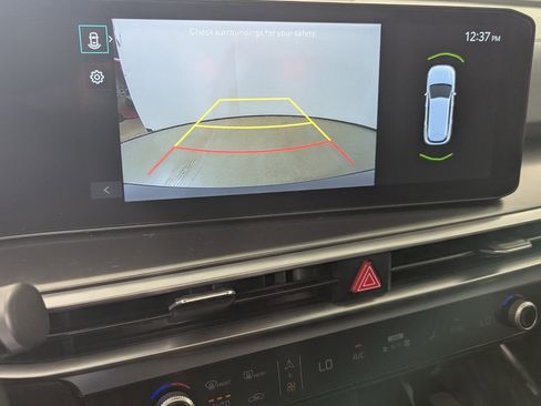 Used 2025 Kia Sorento EX w/ Panoramic Sunroof Package image 26