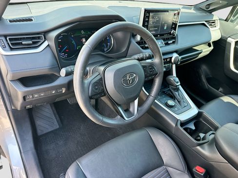 Used 2021 Toyota RAV4 XSE image 9