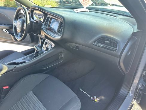 Used 2019 Dodge Challenger R/T Scat Pack w/ Widebody Package RWD image 37