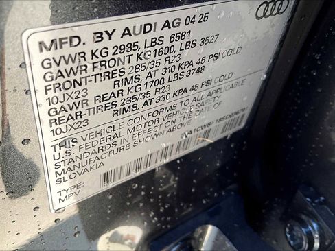 New 2025 Audi SQ8 Prestige image 20