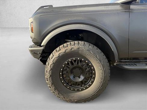 Used 2023 Ford Bronco Black Diamond image 19