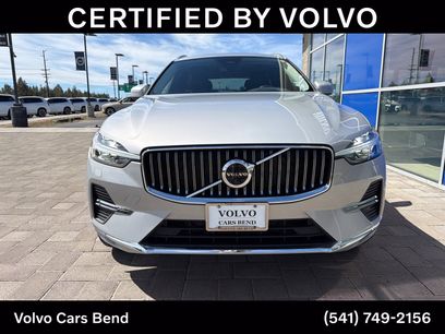 Used 2023 Volvo XC60 B5 Ultimate w/ Climate Package