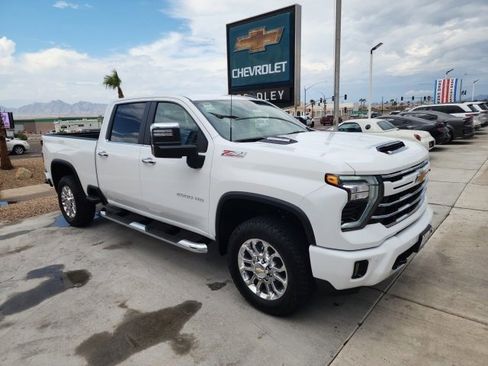 New 2025 Chevrolet Silverado 2500 LT w/ Z71 Chrome Sport Edition image 2