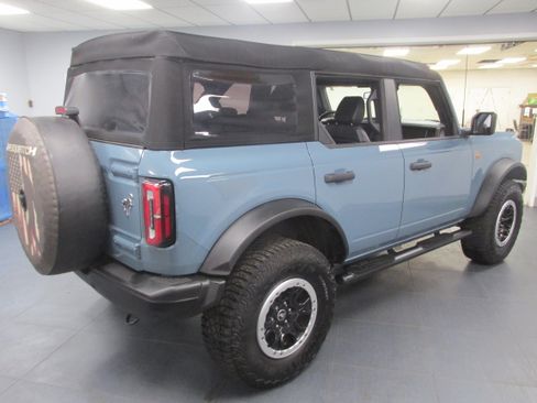 Used 2023 Ford Bronco Badlands w/ Sasquatch Package image 5